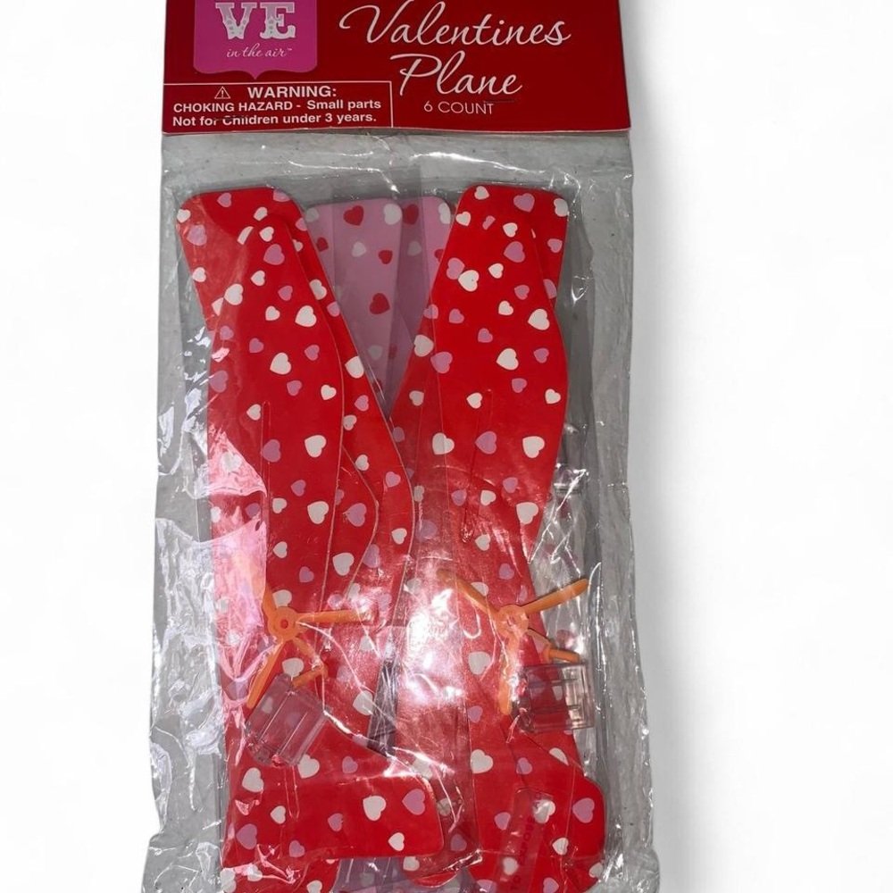 Valentine's Planes (6 in pack)